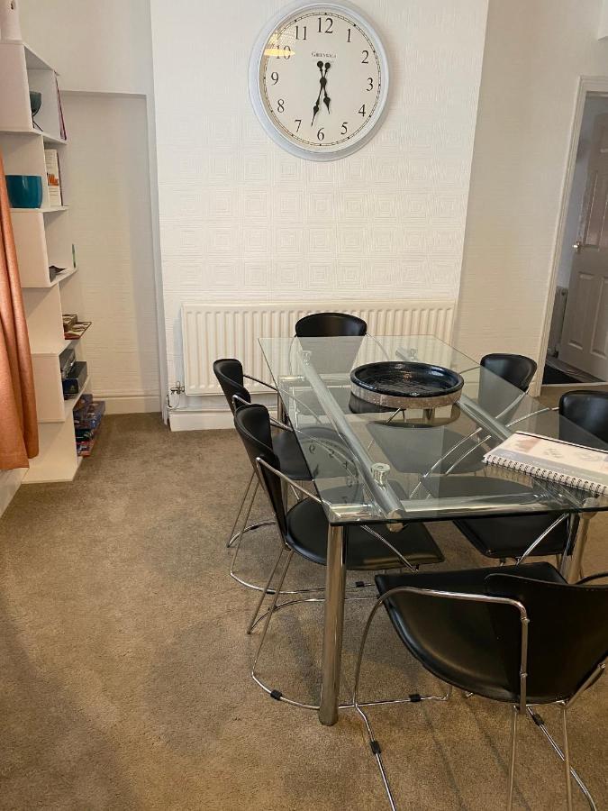 39 Cowley Road